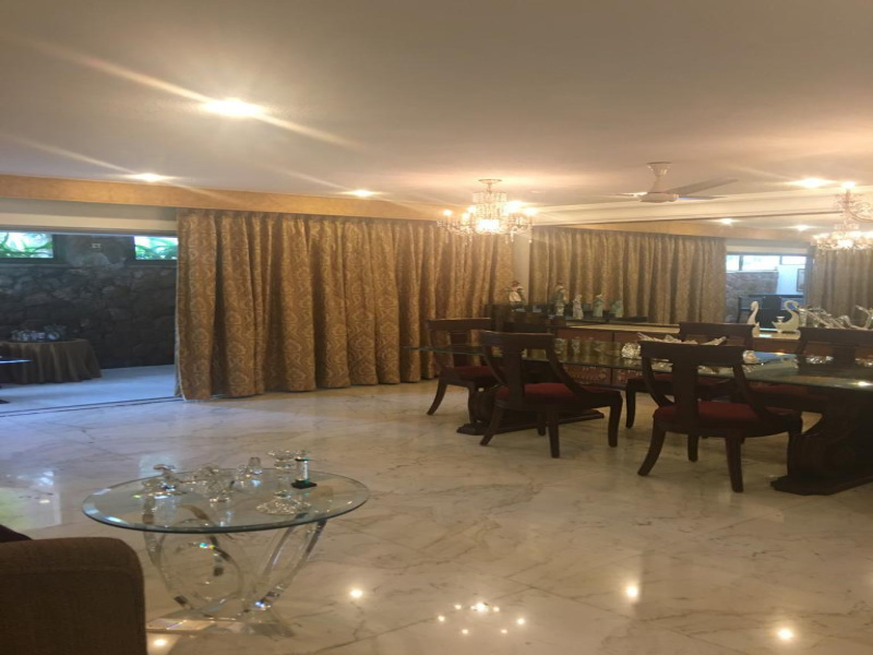 5 BHK 5600 Sq.ft. House for Sale in Juhu, Mumbai