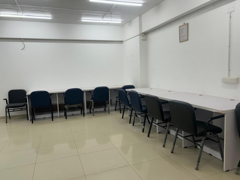  949 Sq.ft. Office Space for Rent in Jagatpur, Ahmedabad