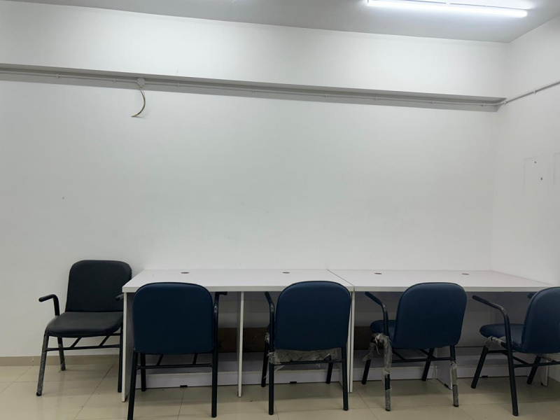  949 Sq.ft. Office Space for Rent in Jagatpur, Ahmedabad