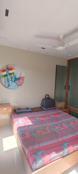 3 BHK 1500 Sq.ft. Apartment for Rent in Vaishno Devi Circle, Sarkhej, Ahmedabad