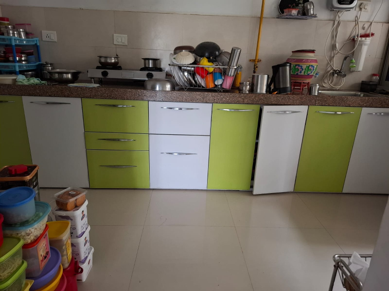 2 BHK 750 Sq.ft. Apartment for Rent in Vaishno Devi Circle, Sarkhej, Ahmedabad