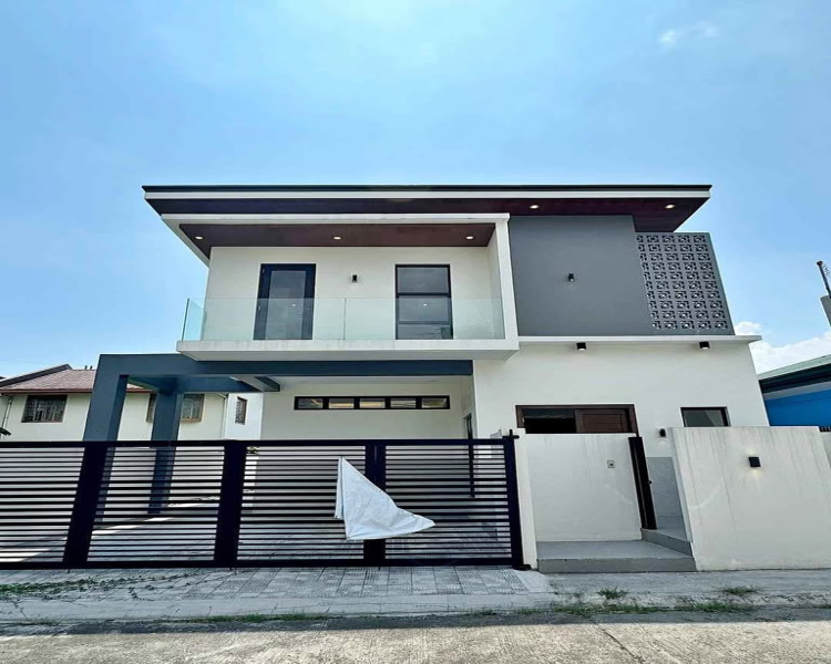 2.5 BHK 1675 Sq.ft. Villa for Sale in Whitefield, Bangalore