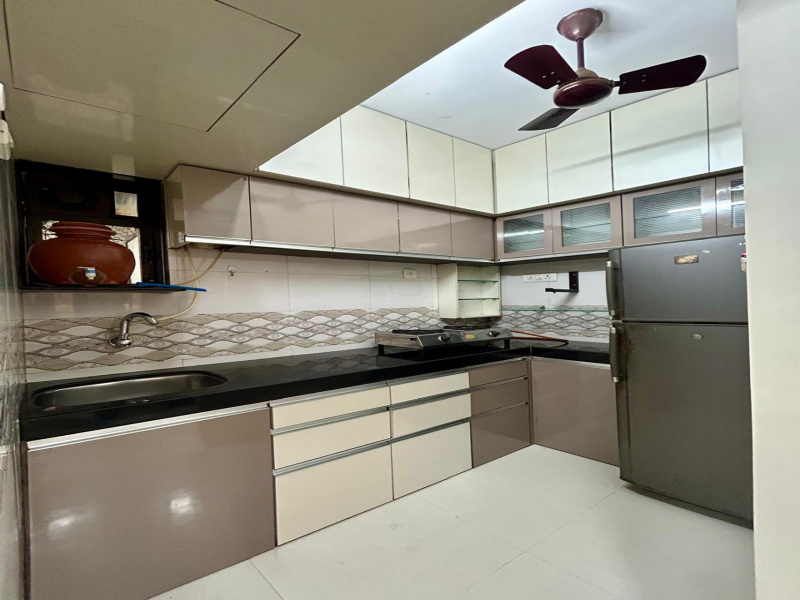  680 Sq.ft. Apartment for PG in Siddharth Nagar, Borivali East, Mumbai