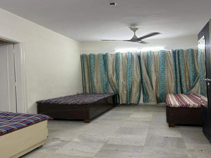  700 Sq.ft. Apartment for PG in Siddharth Nagar, Borivali East, Mumbai