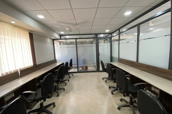  600 Sq.ft. Office Space for Rent in Mount Road, Chennai