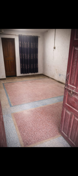  365 Sq.ft. Warehouse for Rent in Nawab Ganj, Saharanpur