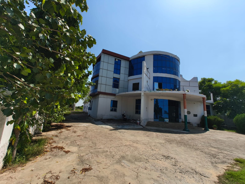  30000 Sq.ft. Business Center for Rent in Pali, Mahendragarh