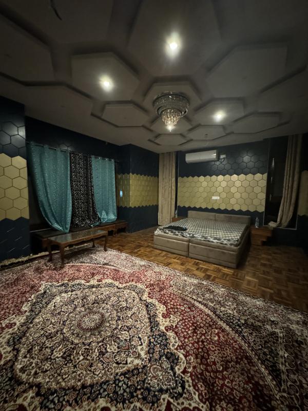 7 BHK 9801 Sq.ft. House for Sale in Nishat, Srinagar