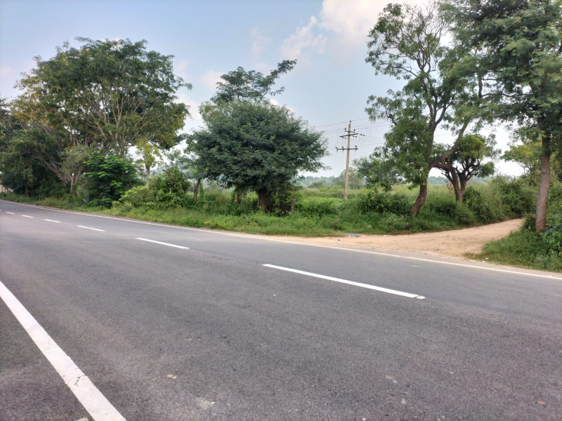  152461 Sq.ft. Residential Plot for Sale in Kanakapura, Bangalore