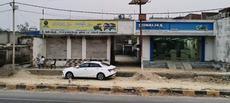  13000 Sq.ft. Showroom for Sale in Hata, Kushinagar