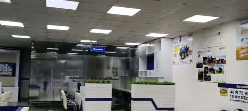  13000 Sq.ft. Showroom for Sale in Hata, Kushinagar