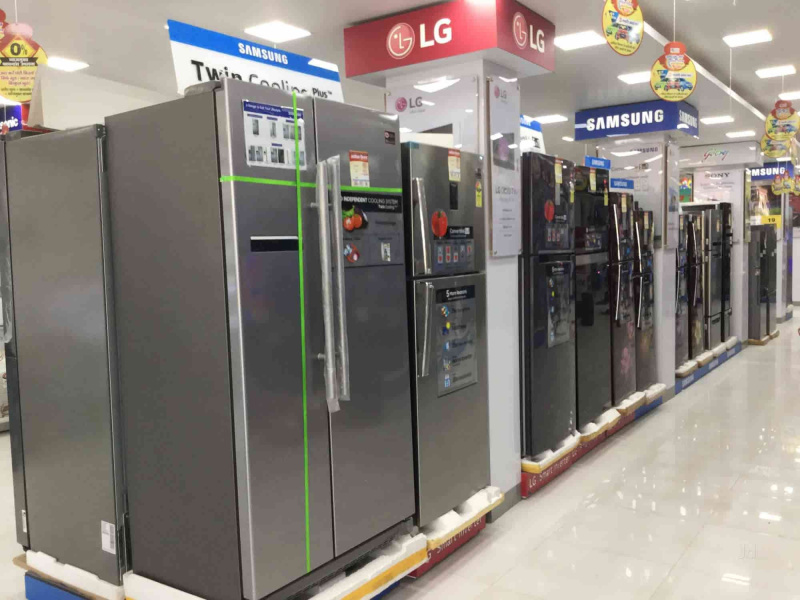  1300 Sq.ft. Showroom for Rent in Ranjit Avenue, Amritsar