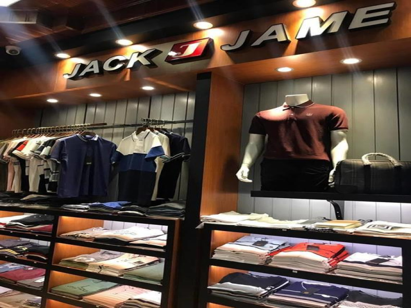  1100 Sq.ft. Showroom for Rent in Model Town, Ludhiana