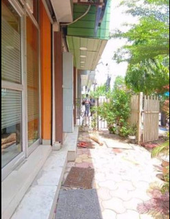  280 Sq.ft. Commercial Shop for Sale in Joka, Kolkata