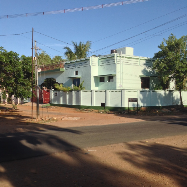 3 BHK 2500 Sq.ft. House for Rent in Palayamkottai, Tirunelveli