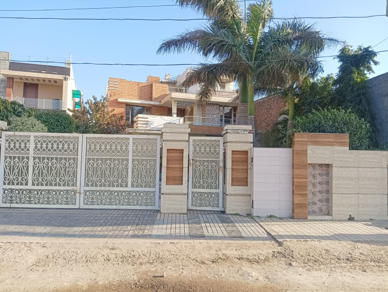6 BHK 700 Sq. Yards Farm House for Sale in Airport Road, Mohali