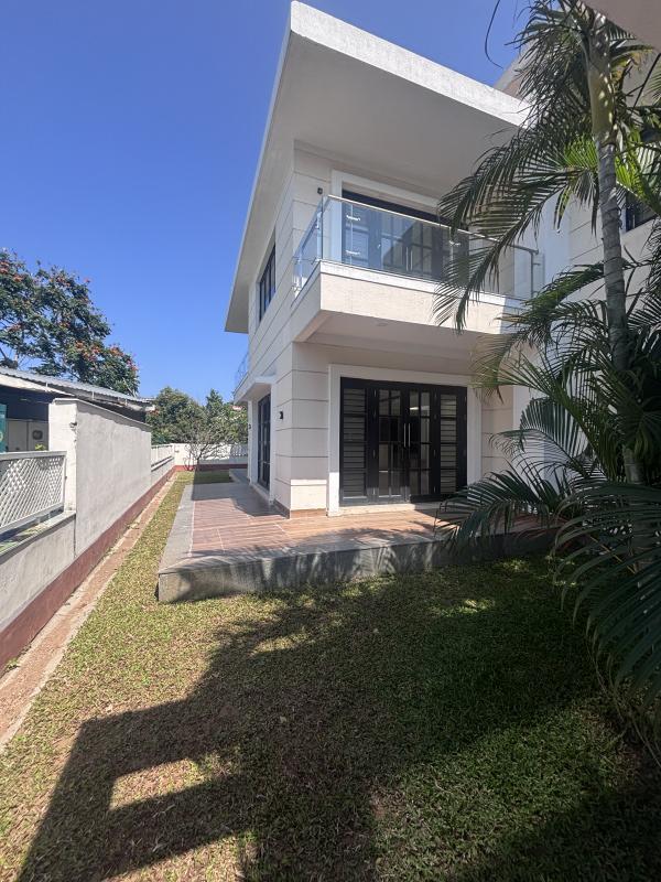 4 BHK 6023 Sq.ft. Villa for Sale in Sholinganallur, Chennai