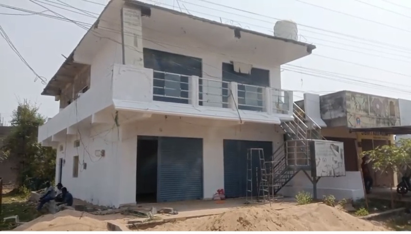  2000 Sq.ft. Showroom for Sale in Eturnagaram, Mulugu