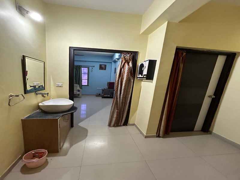 2 BHK 865 Sq.ft. Apartment for Sale in RV Desai Road, Vadodara