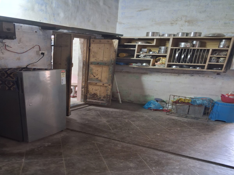  2457 Sq.ft. Residential Plot for Sale in Kalwa Chowk, Junagadh