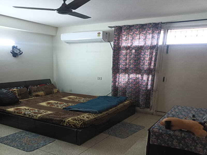 2 BHK 2020 Sq.ft. Builder Floor for Sale in Block D South City, Gurgaon