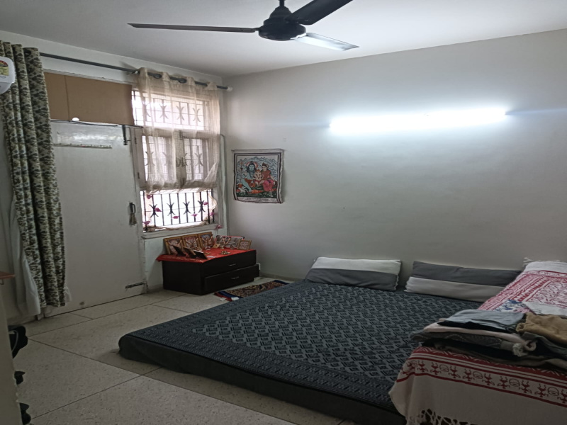 2 BHK 2020 Sq.ft. Builder Floor for Sale in Block D South City, Gurgaon