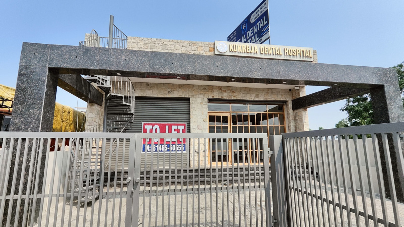  890 Sq.ft. Commercial Shop for Rent in Pakhowal Road, Ludhiana