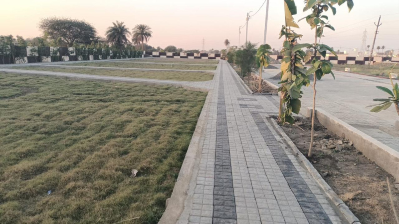  600 Sq.ft. Residential Plot for Sale in Ujjain Road, Indore