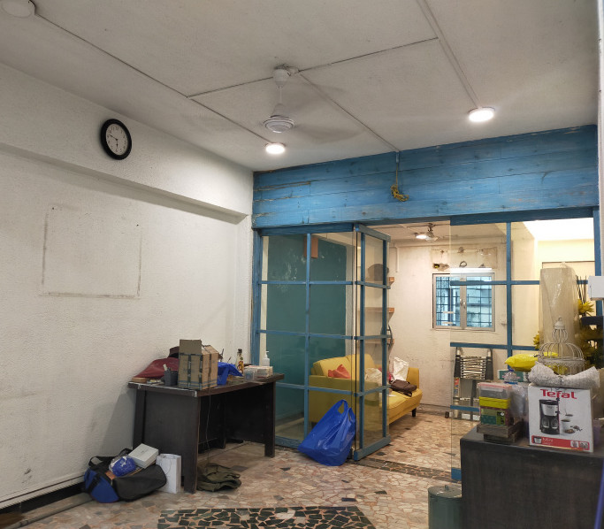  400 Sq.ft. Office Space for Rent in Siddhartha Nagar, Goregaon West, Mumbai