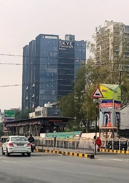  600 Sq.ft. Office Space for Rent in A B Road, Indore