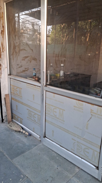  125 Sq.ft. Commercial Shop for Sale in Baldeobagh, Jabalpur