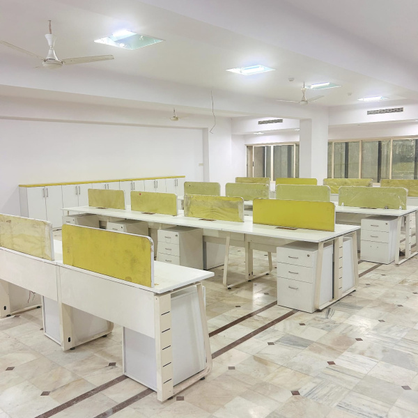  5500 Sq.ft. Office Space for Rent in Old Nagardas Cross Road, Andheri East, Mumbai