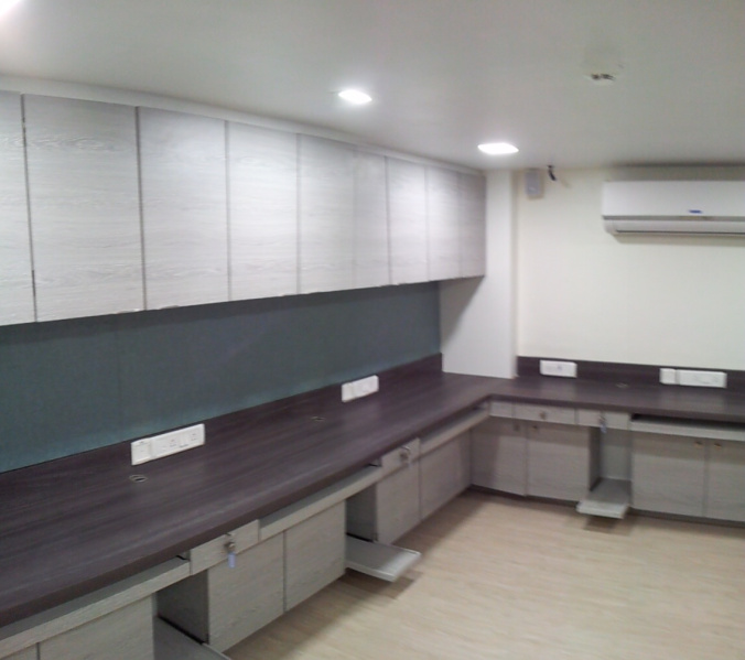  Office Space 3298 Sq.ft. for Rent in Kapurbawdi, Thane