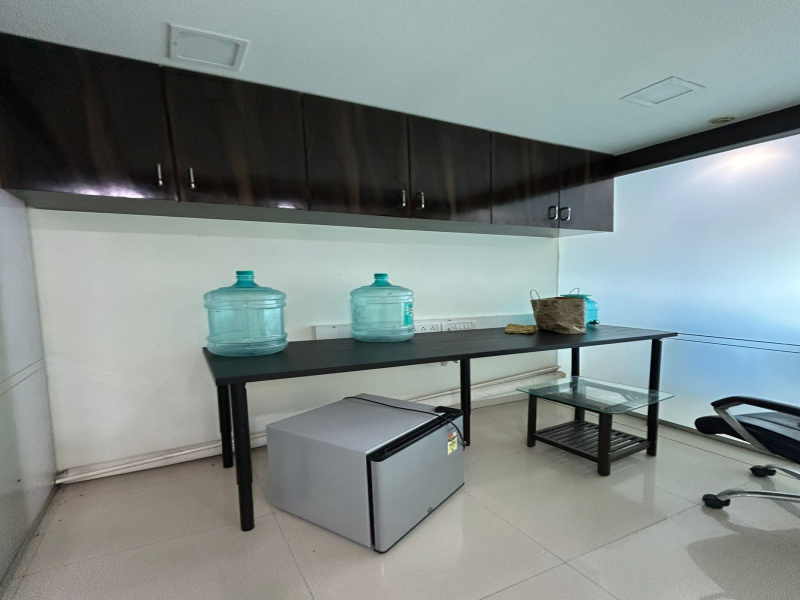  Office Space 600 Sq.ft. for Rent in Kharghar, Navi Mumbai