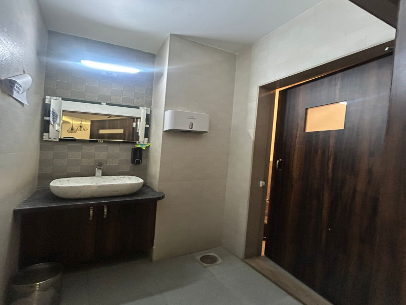 Office Space 1000 Sq.ft. for Rent in Sector 25, Vashi, Navi Mumbai