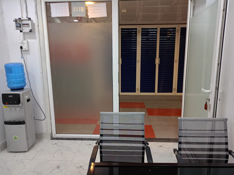 1600 Sq.ft. Office Space for Sale in Gaur City 1 Sector 16C Greater Noida