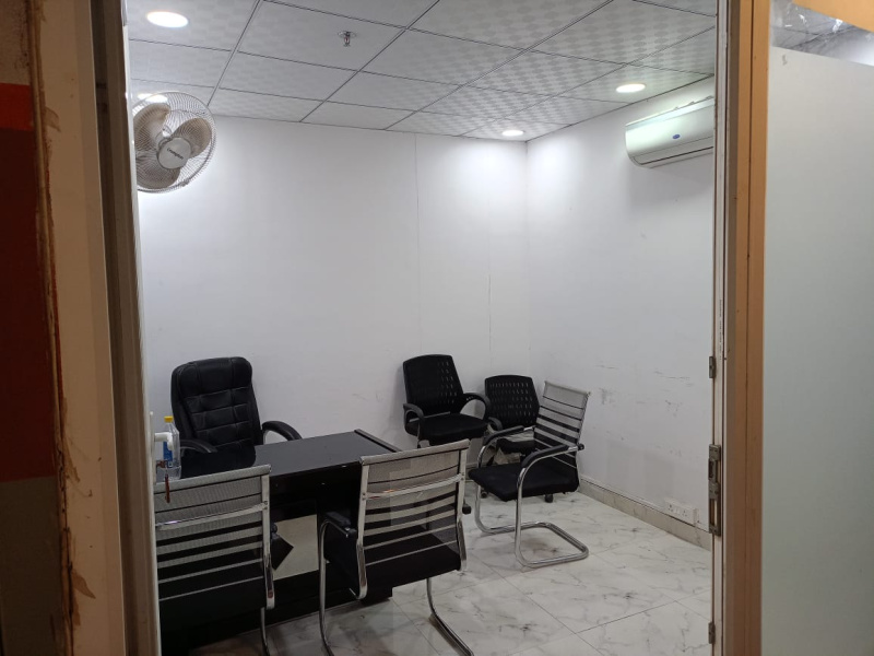  1600 Sq.ft. Office Space for Sale in Gaur City 1 Sector 16C Greater Noida
