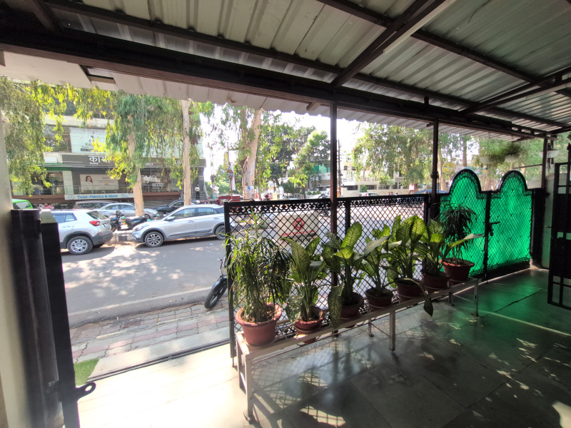  350 Sq.ft. Commercial Shop for Rent in Gomti Nagar, Lucknow