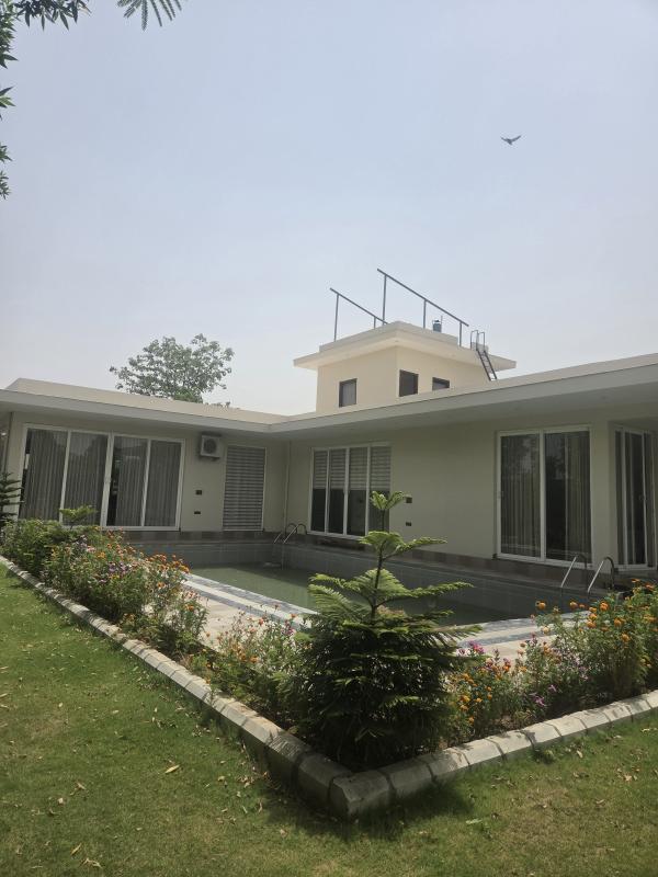 3 BHK 43560 Sq.ft. Farm House for Sale in Sohna, Gurgaon