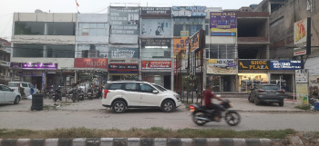  Commercial Shop for Rent in VIP Road, Zirakpur