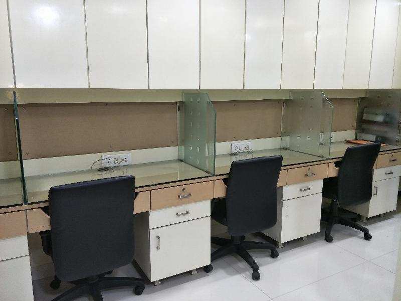 Office Space 1500 Sq.ft. for Rent in Andheri Kurla Road, Mumbai
