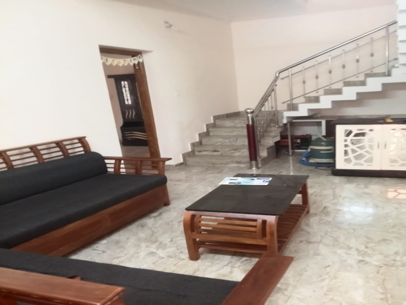 4 BHK 1800 Sq.ft. House for Rent in Kuttoor, Thrissur