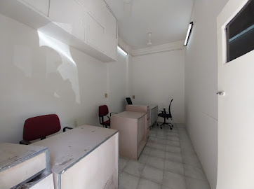  Office Space 200 Sq.ft. for Rent in Colaba, Mumbai