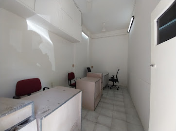  Office Space 200 Sq.ft. for Rent in Colaba, Mumbai