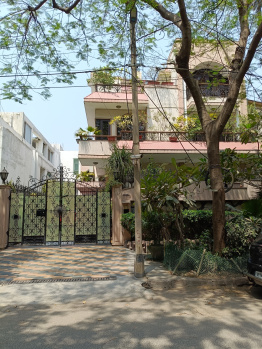 10 BHK House for Sale in Maharani Bagh, Delhi
