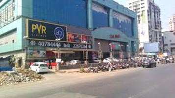 Commercial Shop 500 Sq.ft. for Rent in Lower Parel, Mumbai