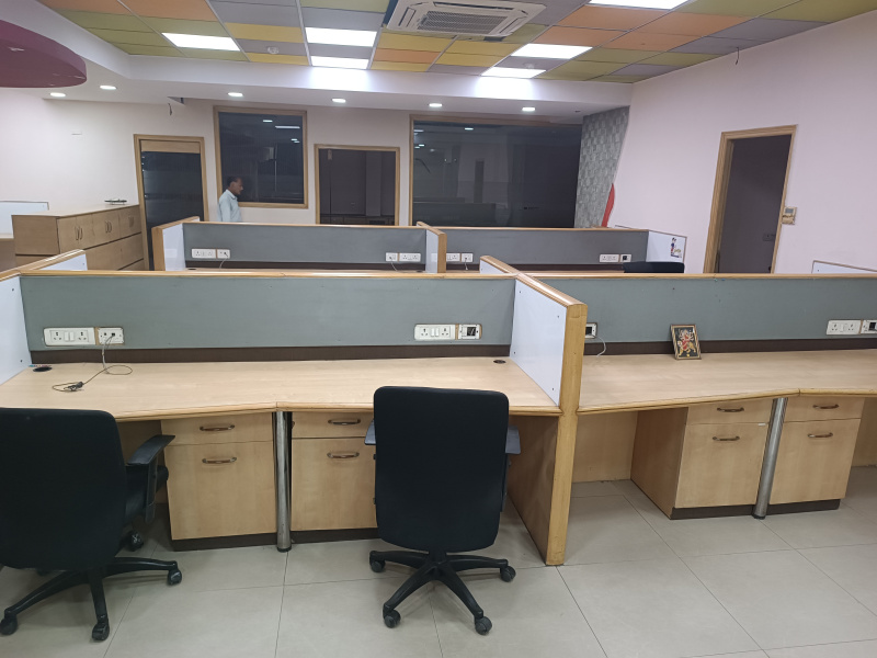  Office Space 3000 Sq.ft. for Sale in Saket, Delhi