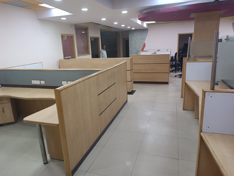  Office Space 1400 Sq.ft. for Rent in Green Park, Delhi