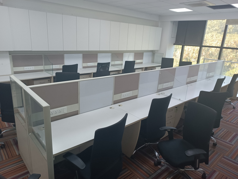  Office Space 1800 Sq.ft. for Rent in Green Park, Delhi