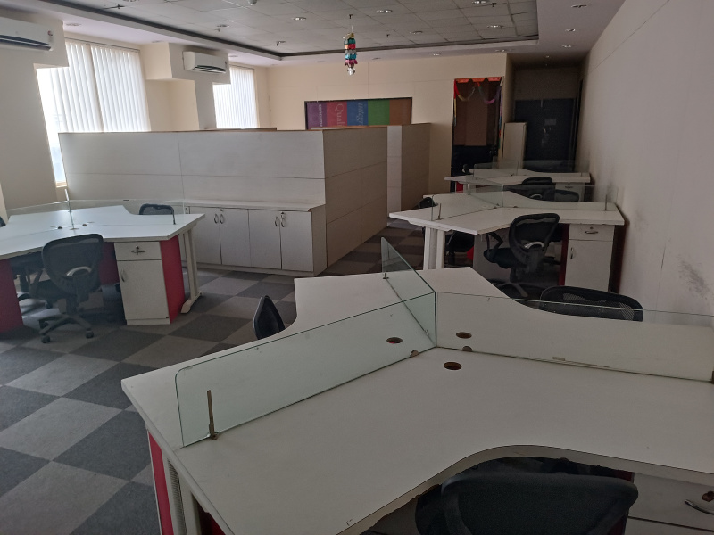  Office Space 600 Sq.ft. for Rent in Nehru Place, Delhi